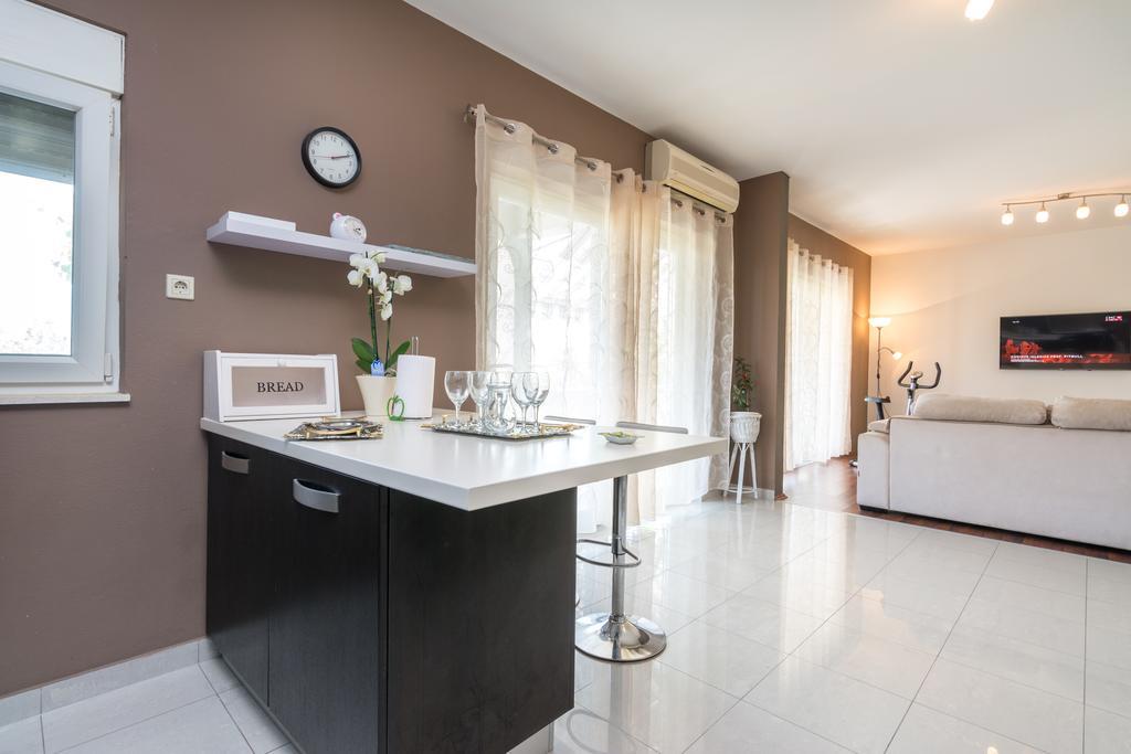 Apartman Verica Trogir Buitenkant foto